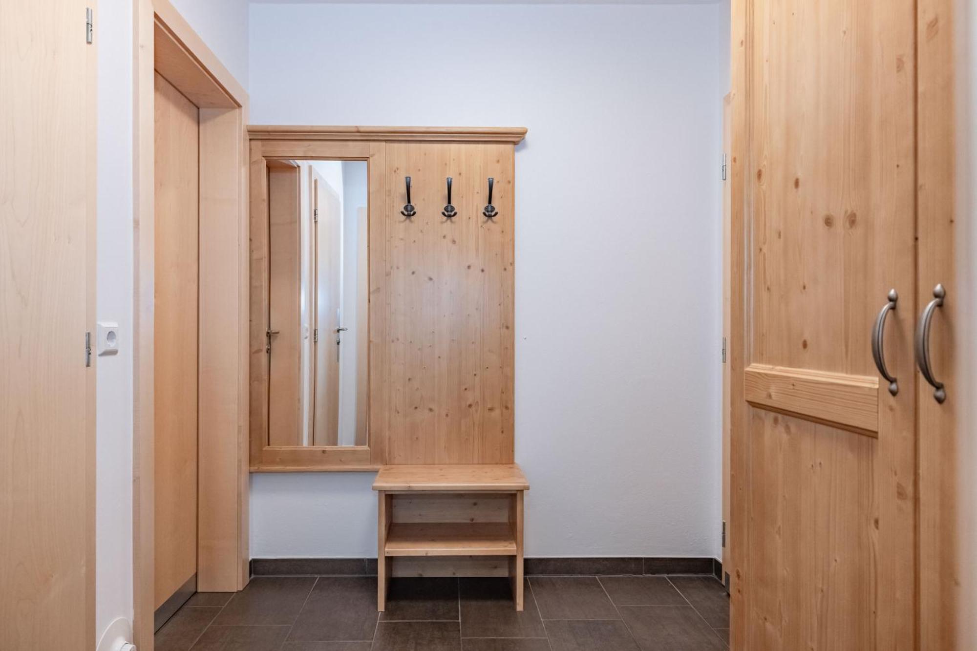 Gasthof - Pension Durnthaler เทรอโพลาค ภายนอก รูปภาพ
